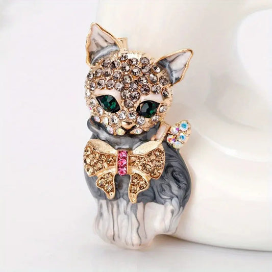 Sparkling Cat Crystal Brooch Elegant Inlaid Rhinestone Animal Lapel Pin For Women Blouse Dress Coat Scarf Brooch
