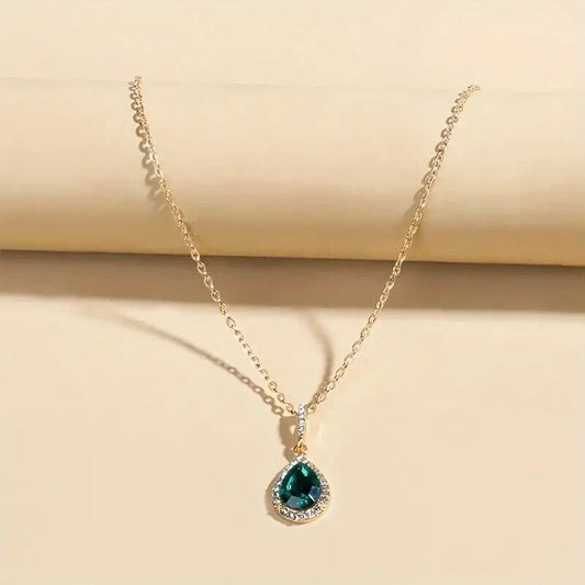 Faux Emerald Green Water Drop Rhinestone Crystal Pendant Necklace