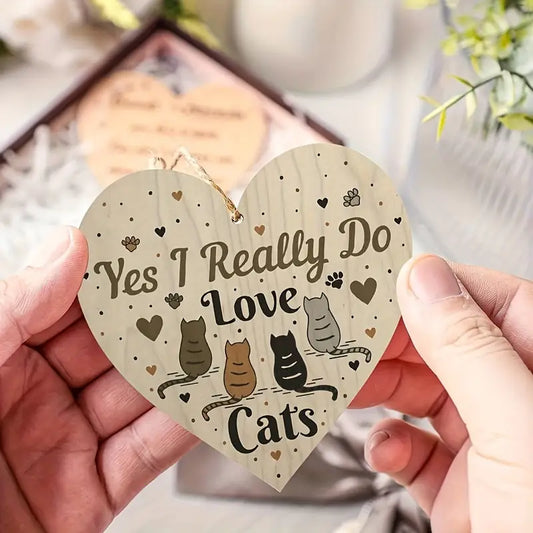 "Yes, I Really Do Love Cats" Heart-Shaped Wooden Cat-Themed Hanging Sign Pet Ornament